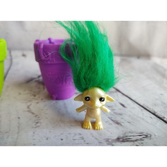 2 Lil Zelfs Planters Mini Troll Yellow Green Figure Purple Flowerpot Playset - Picture 3 of 11